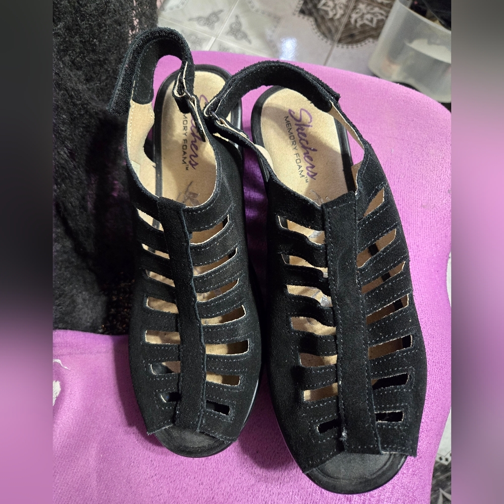 Skechers Black Suede Cutout T-Strap Sandals